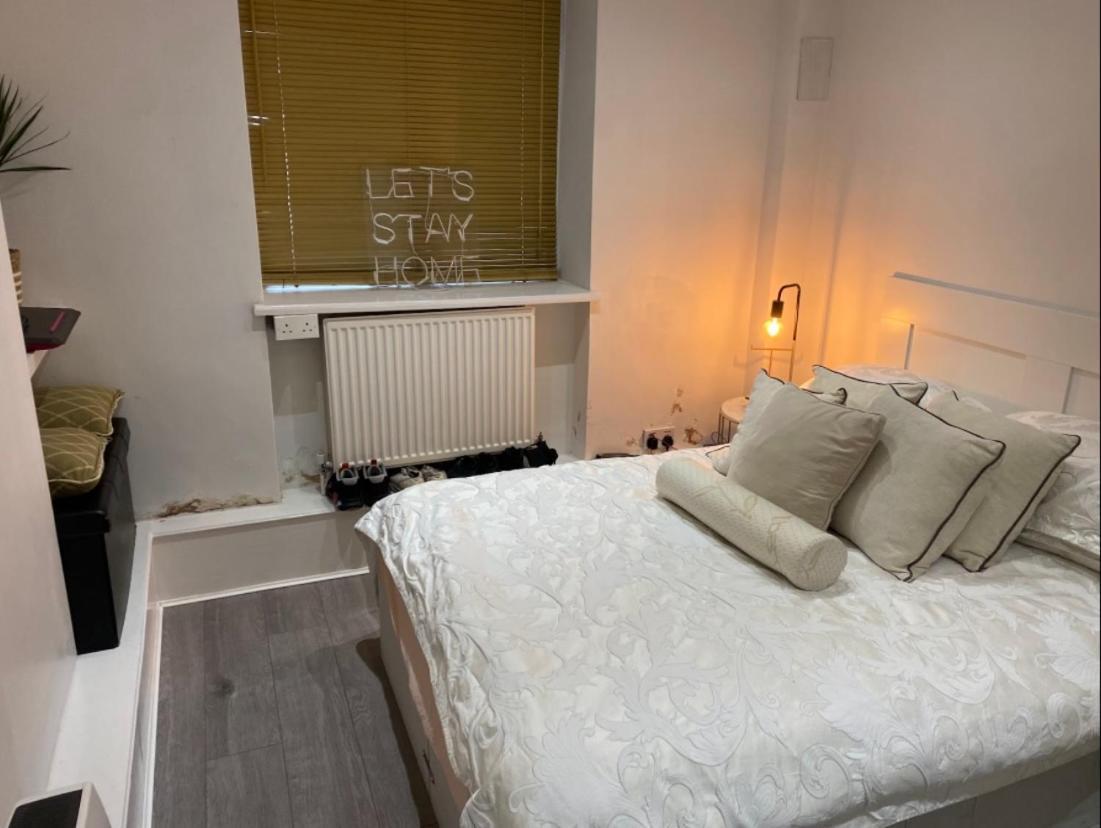 Central Private Double Bedroom In A 2Bedroom Apartment, Connected Via Underground, Overground And Many Bus Routes Londres Exterior foto